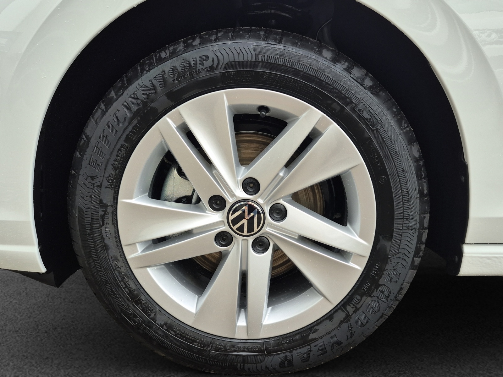 VW Golf 1.5 e TSI mHEV Value DSG-image-15