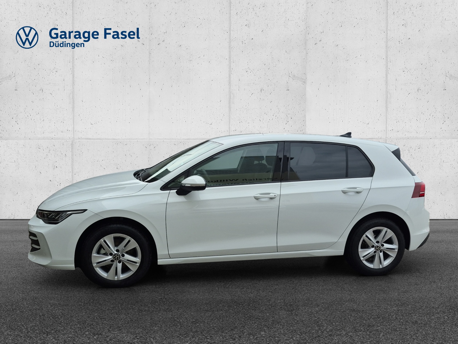 VW Golf 1.5 e TSI mHEV Value DSG-image-1