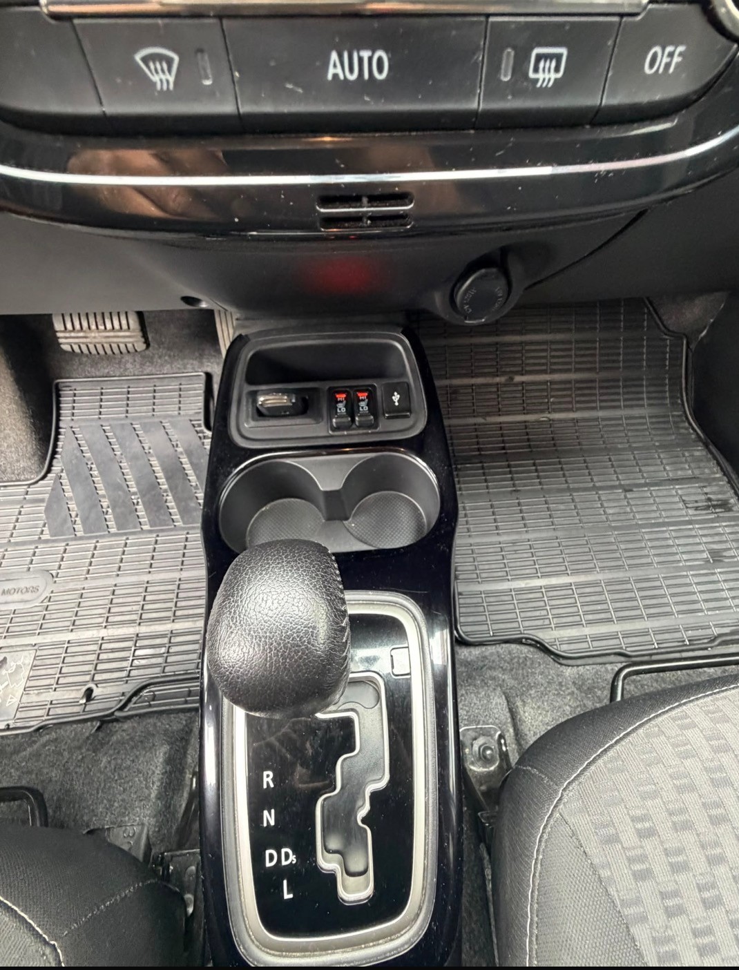 MITSUBISHI Space Star 1.2 Style CVT-image-6