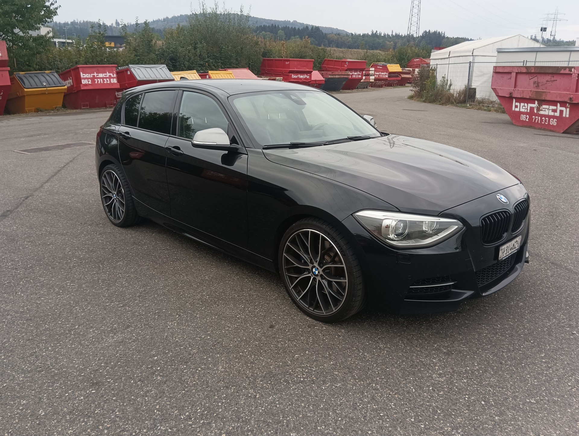 BMW M135i xDrive Steptronic-image-1