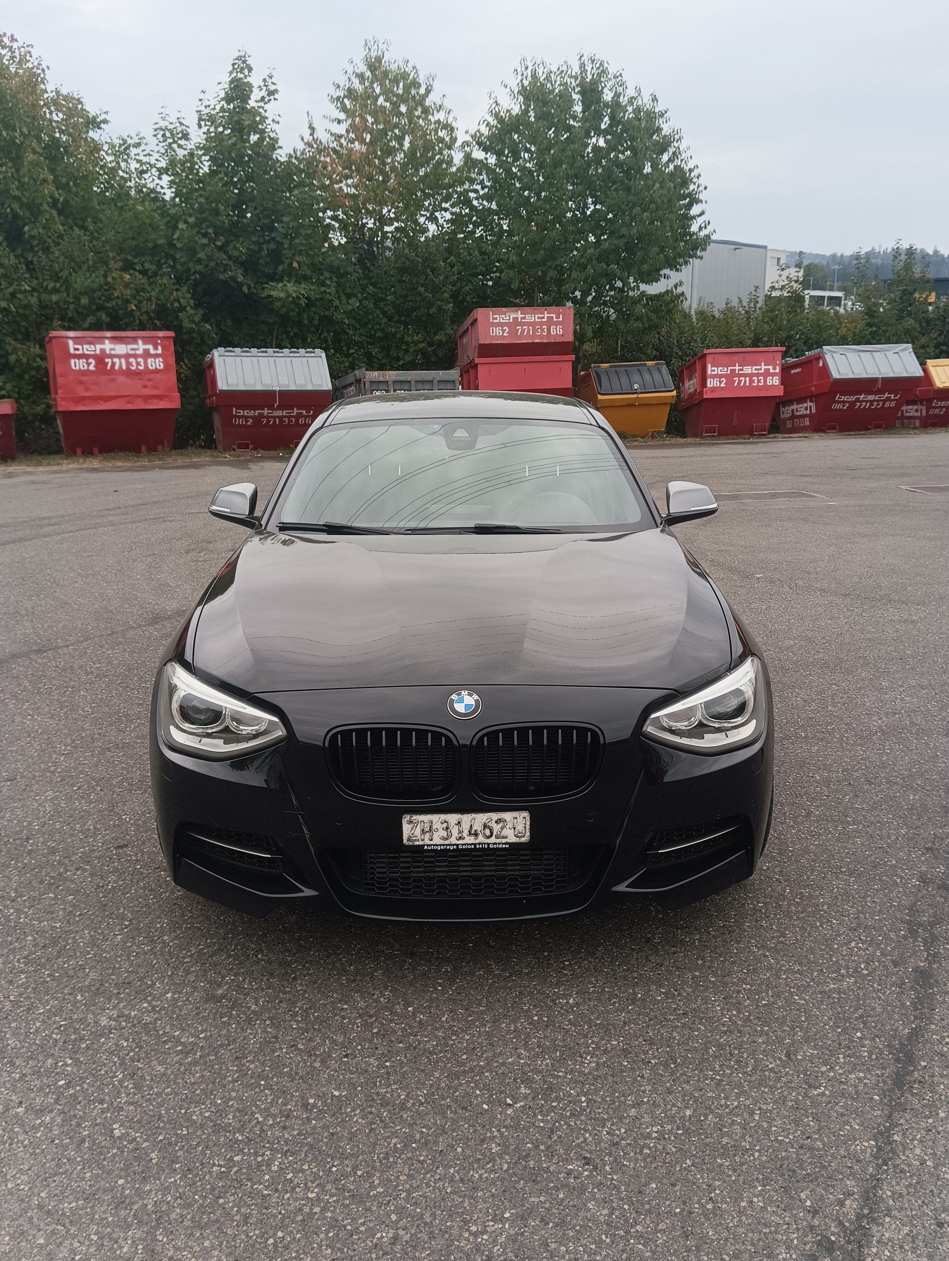 BMW M135i xDrive Steptronic-image-0