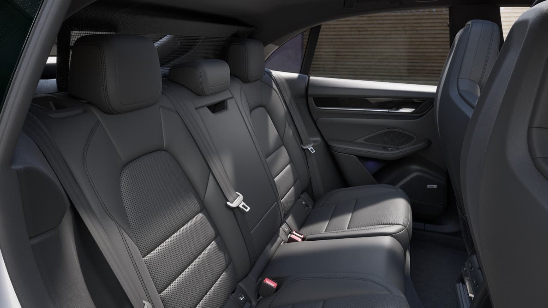 PORSCHE Macan 4S-image-12