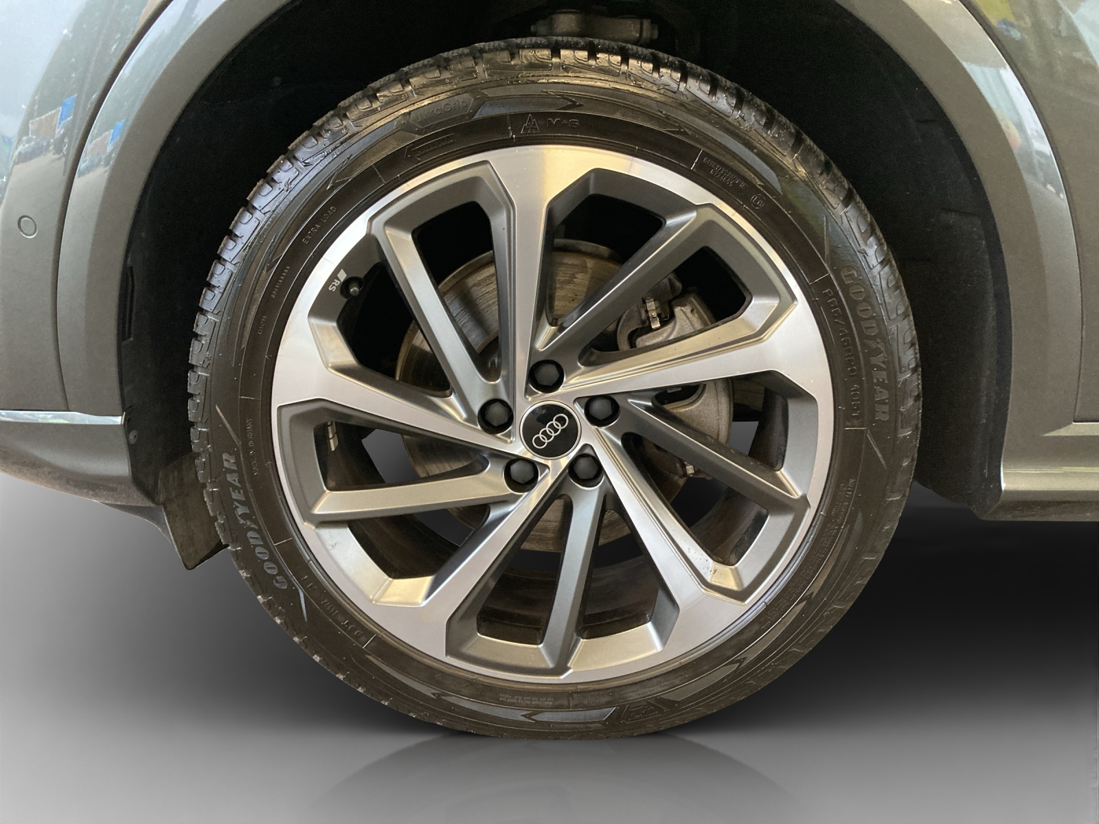 AUDI Q5 TFSI quatto 150 kW S-tronic-image-15