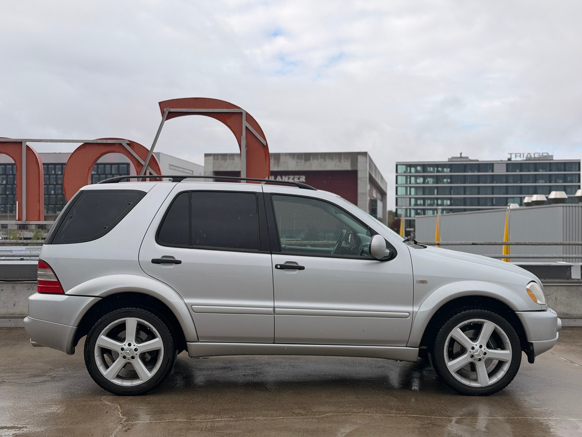 MERCEDES-BENZ ML 55 AMG Automatic-image-2