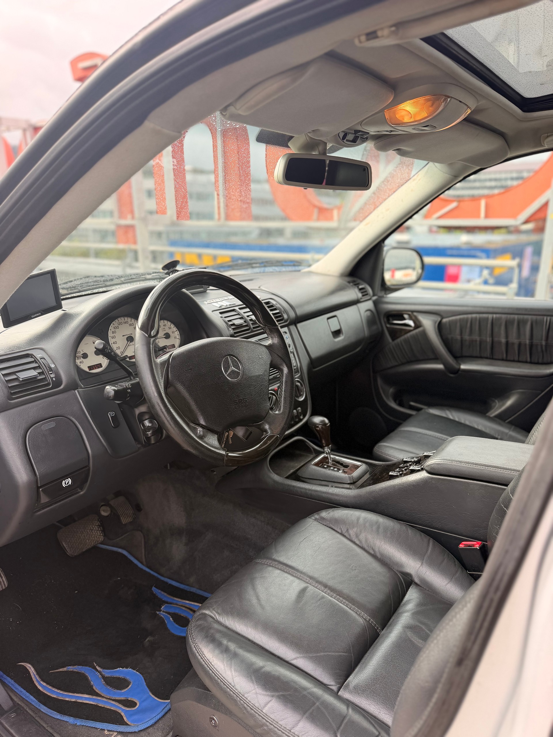 MERCEDES-BENZ ML 55 AMG Automatic-image-11