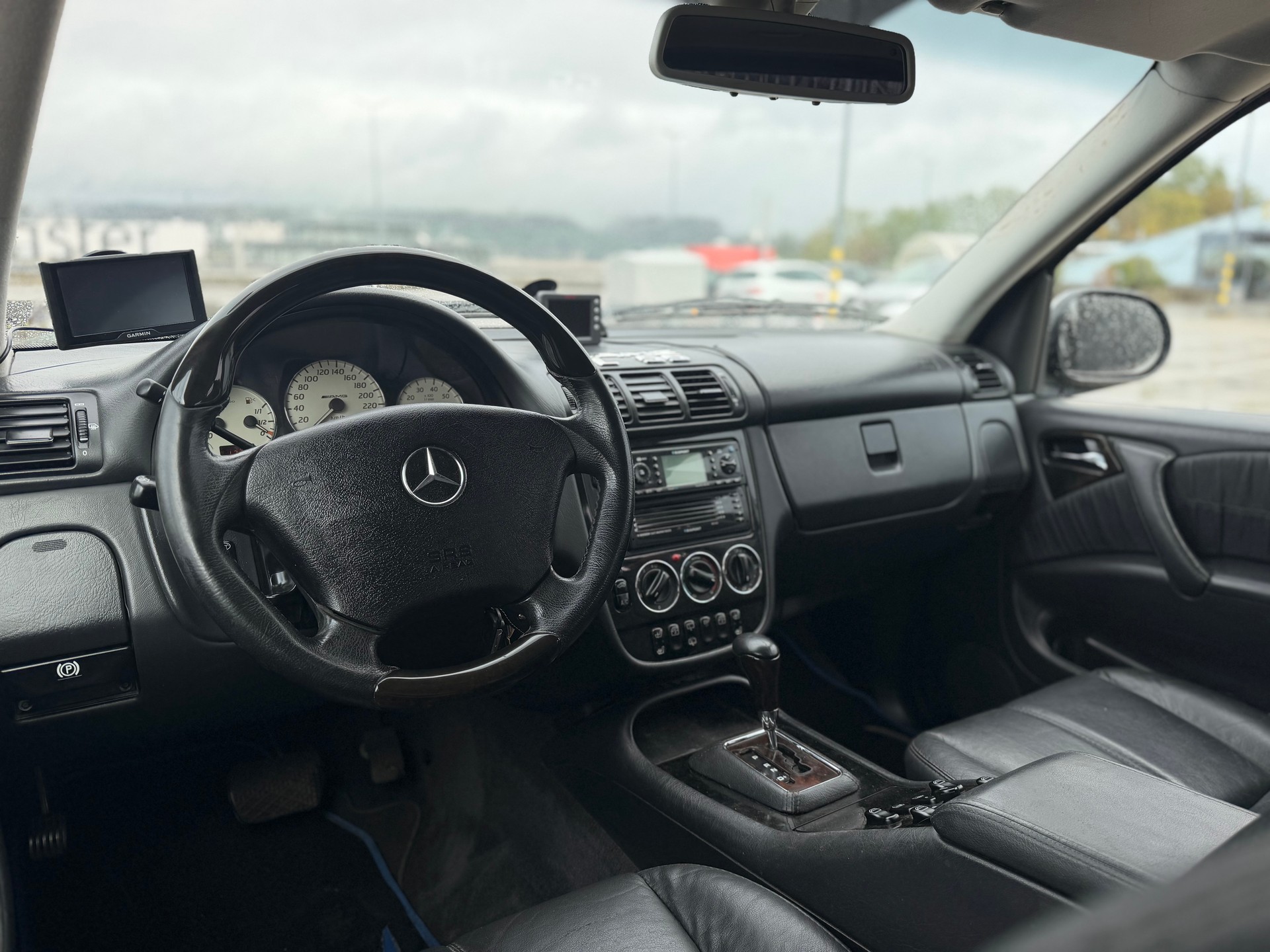MERCEDES-BENZ ML 55 AMG Automatic-image-8