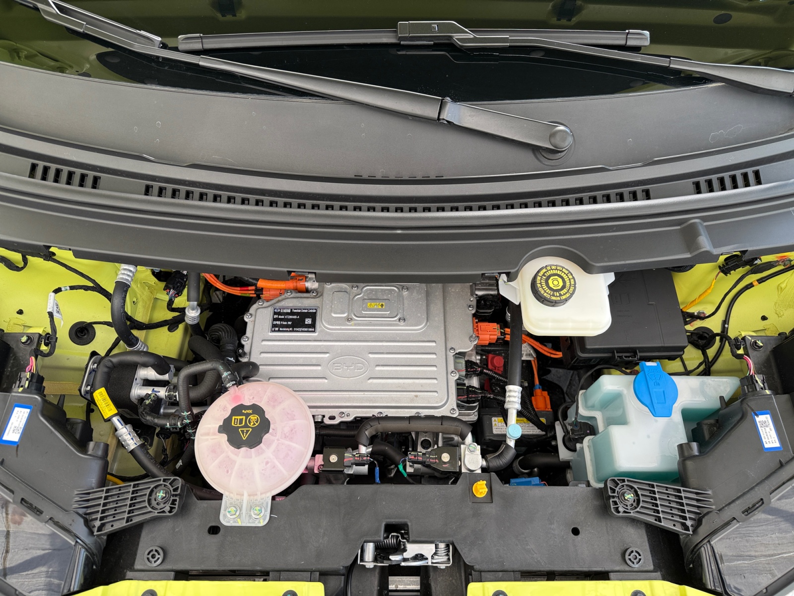 BYD Dolphin Surf 43 kWh Comfort-image-19