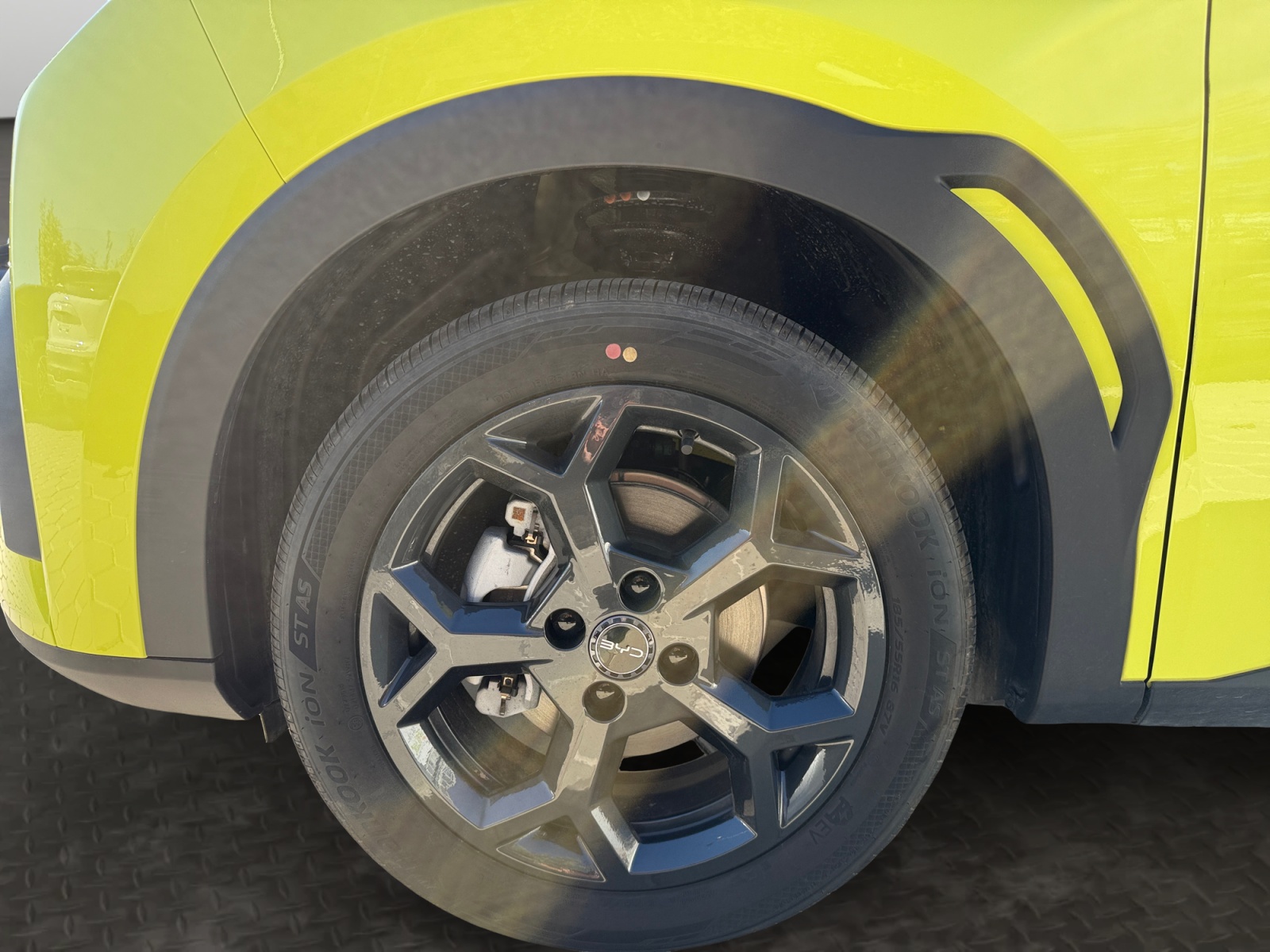 BYD Dolphin Surf 43 kWh Comfort-image-8