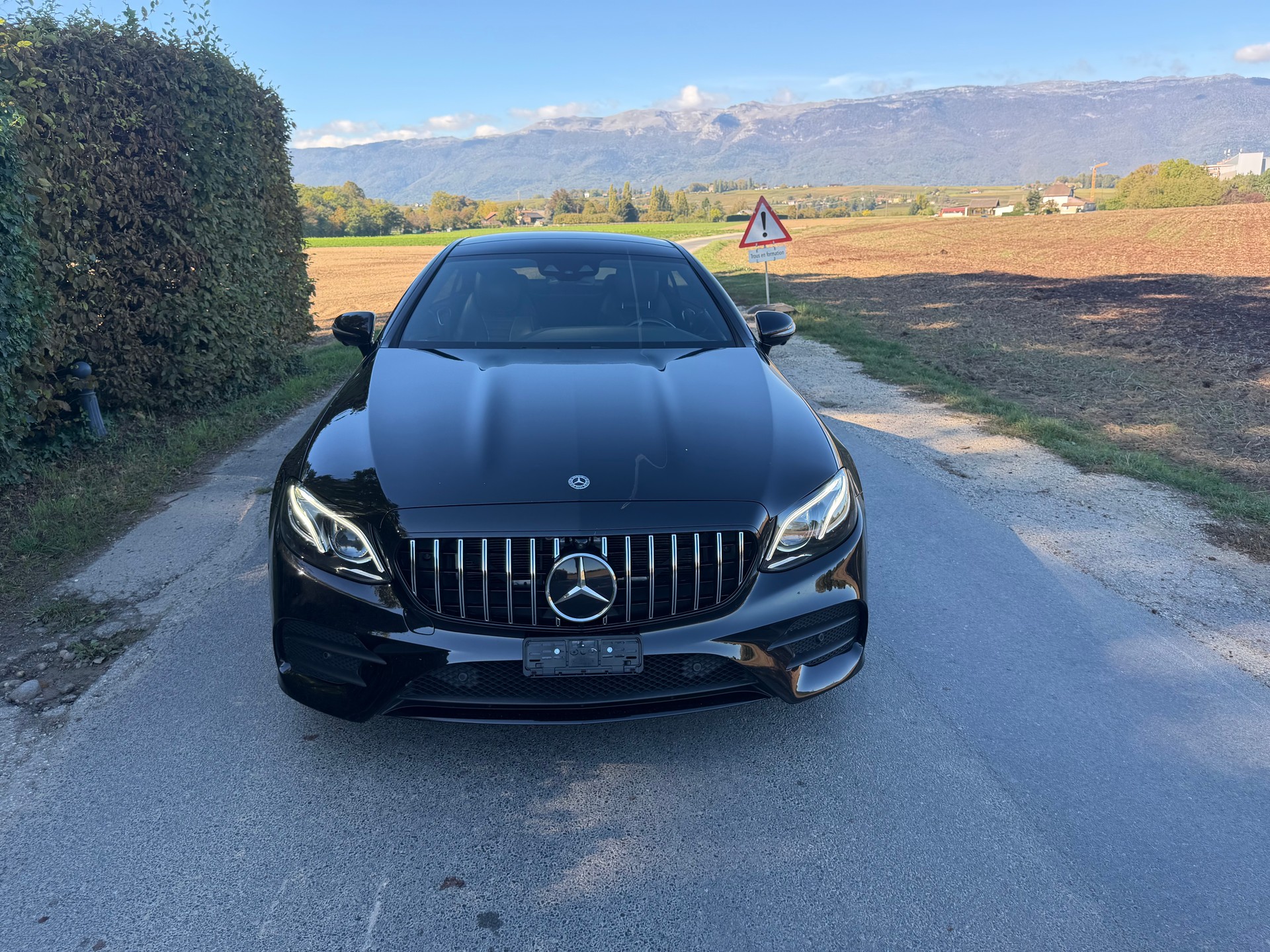 MERCEDES-BENZ E 200 Coupé AMG Line 4 Matic 9G-Tronic-image-0