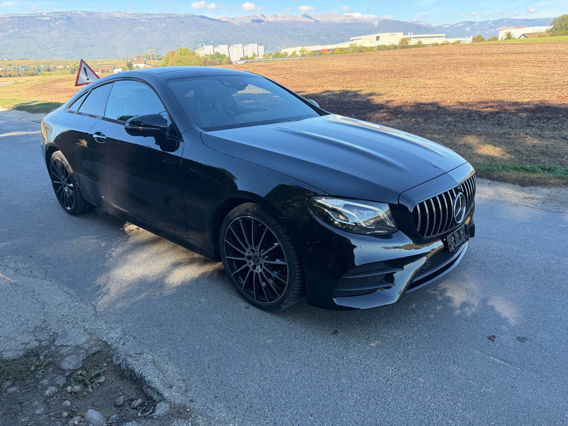 MERCEDES-BENZ E 200 Coupé AMG Line 4 Matic 9G-Tronic-image-1