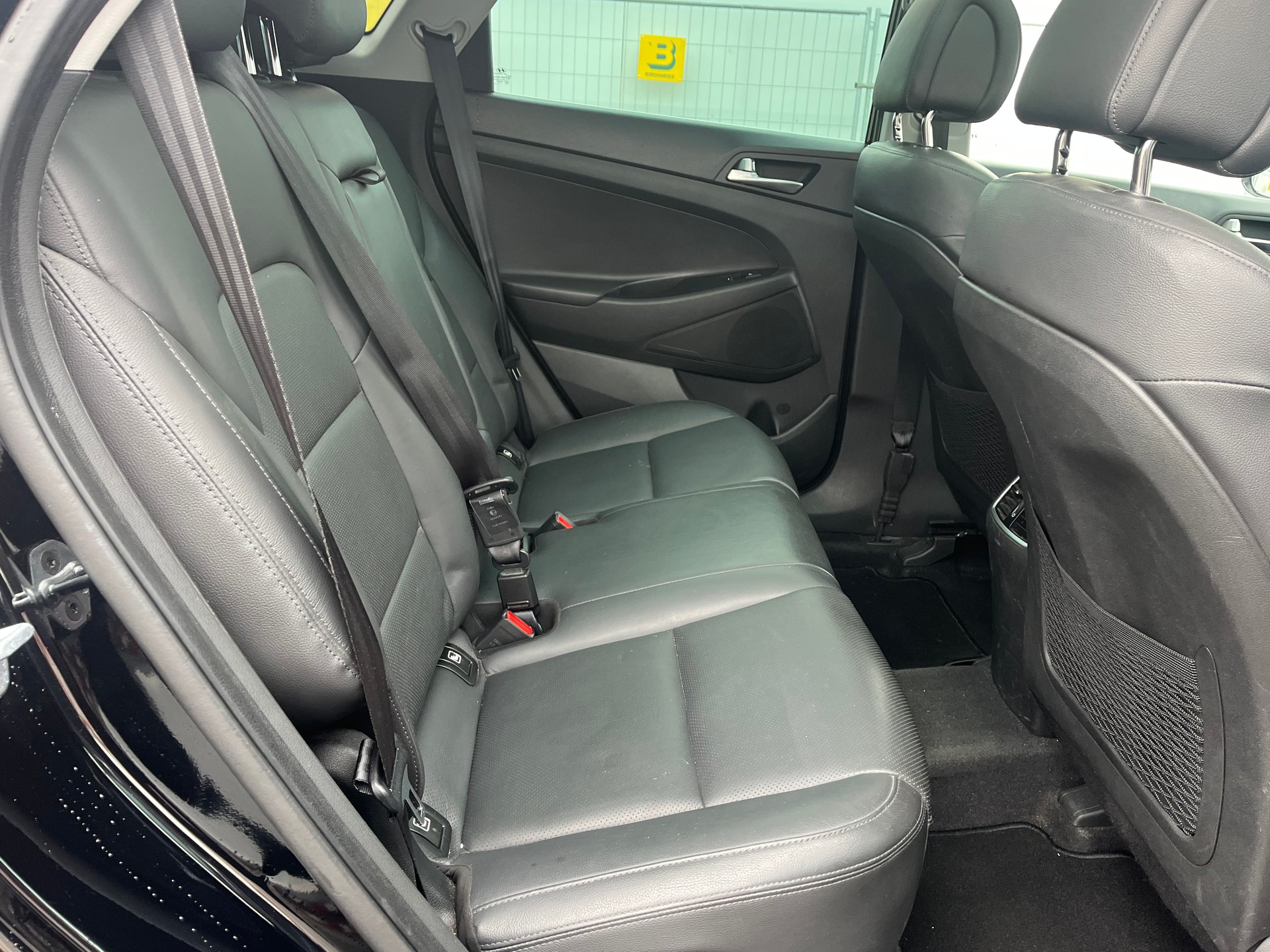 HYUNDAI Tucson 2.0 CRDI Vertex 4WD Automatic-image-12