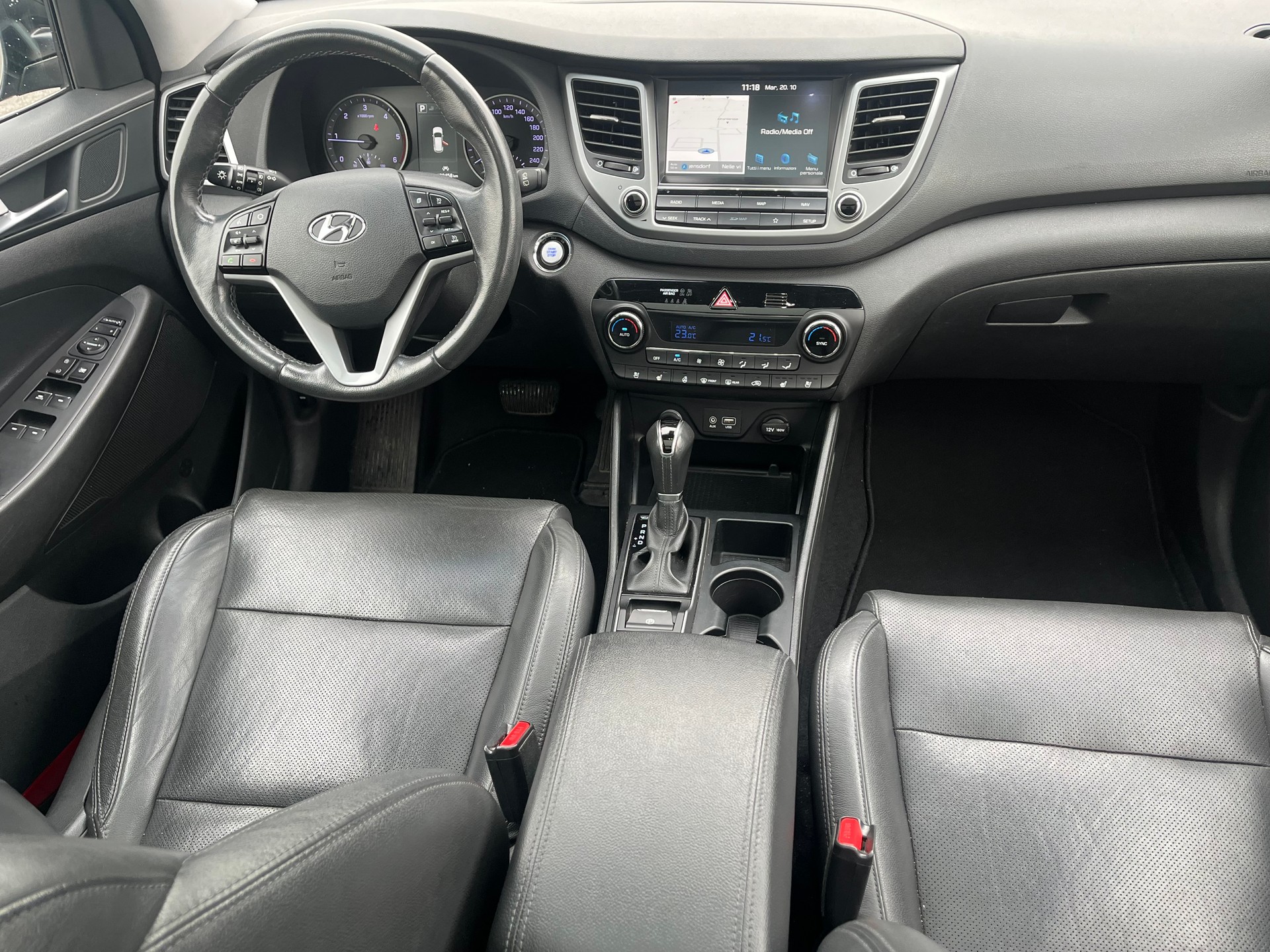 HYUNDAI Tucson 2.0 CRDI Vertex 4WD Automatic-image-9