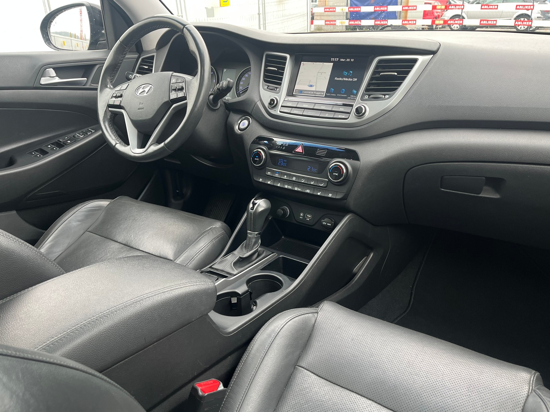 HYUNDAI Tucson 2.0 CRDI Vertex 4WD Automatic-image-13