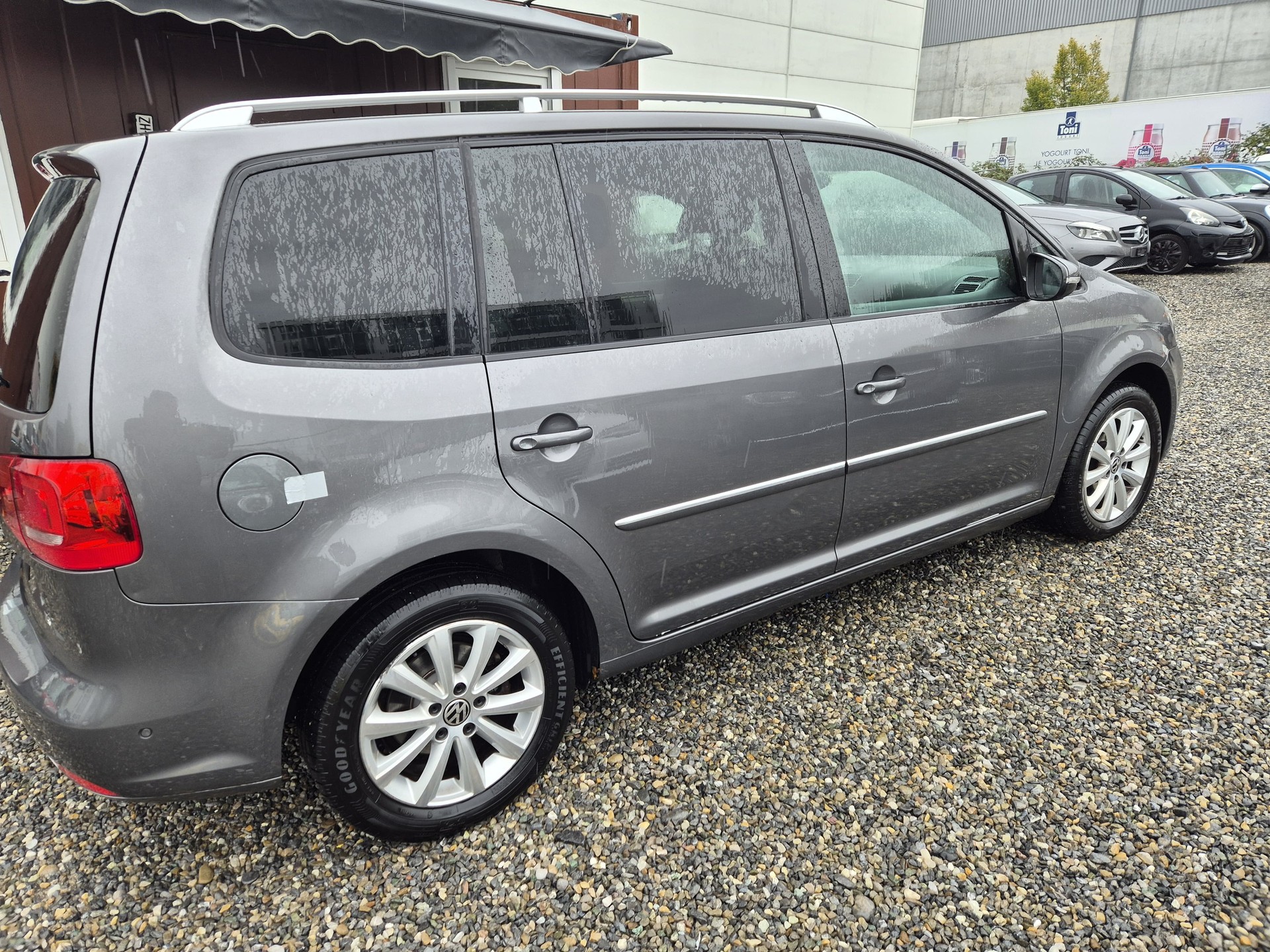 VW Touran 1.4 TSI Highline-image-1