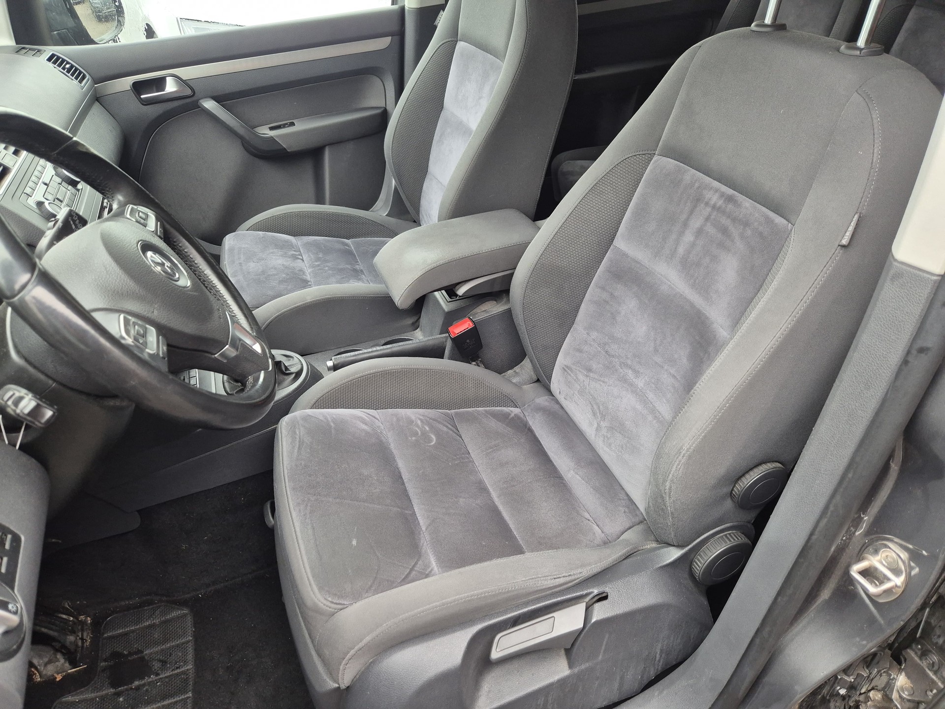 VW Touran 1.4 TSI Highline-image-9