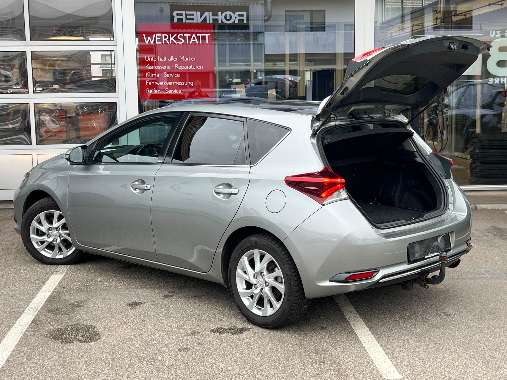 TOYOTA Auris 1.2 T Luna-image-8