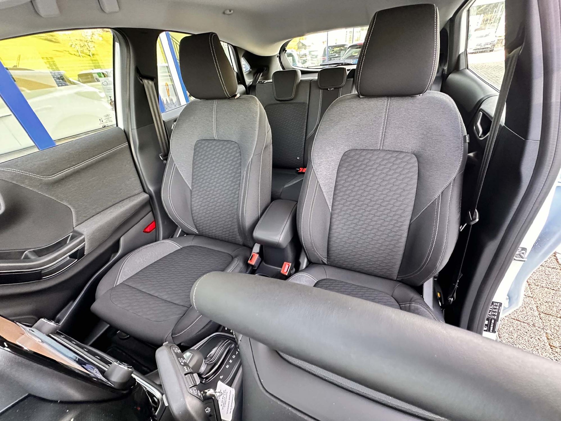 FORD Puma 1.0 EcoB Hybrid 125 Titanium-image-14