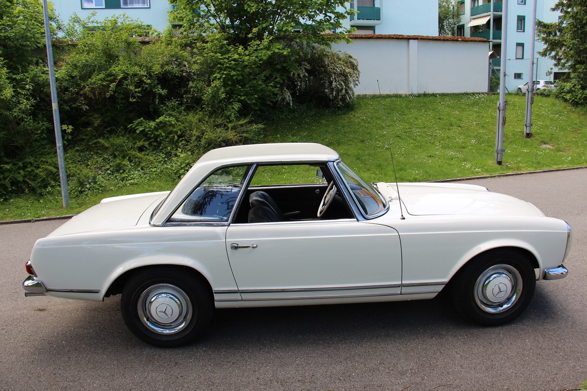 MERCEDES-BENZ 230 Pagode-image-9