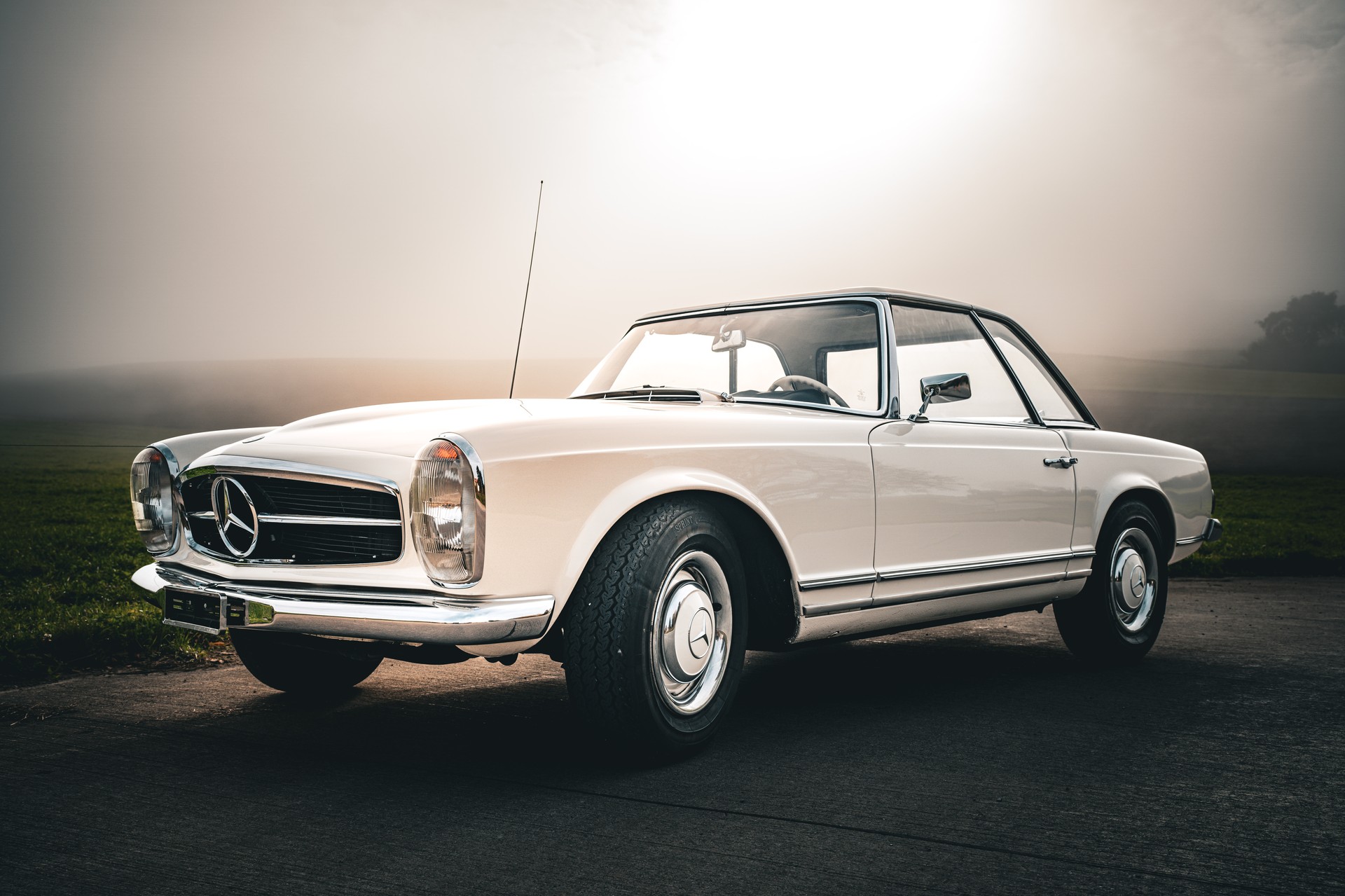 MERCEDES-BENZ 230 Pagode-image-0