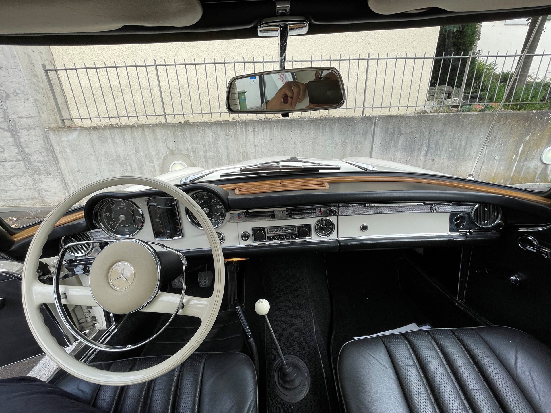 MERCEDES-BENZ 230 Pagode-image-15