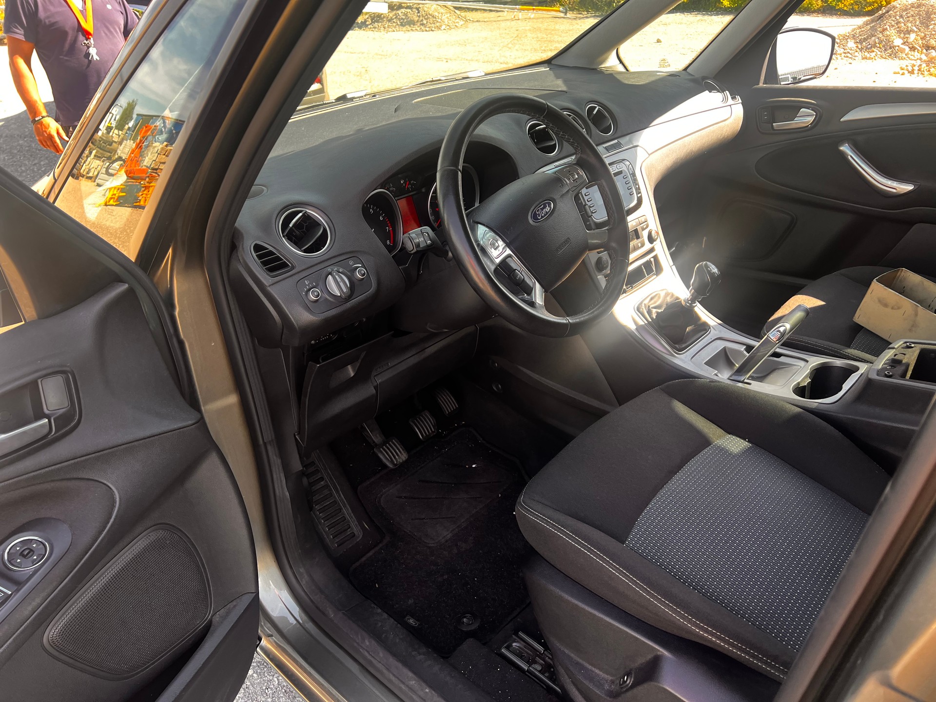 FORD Galaxy 1.6 SCTi Carving-image-10