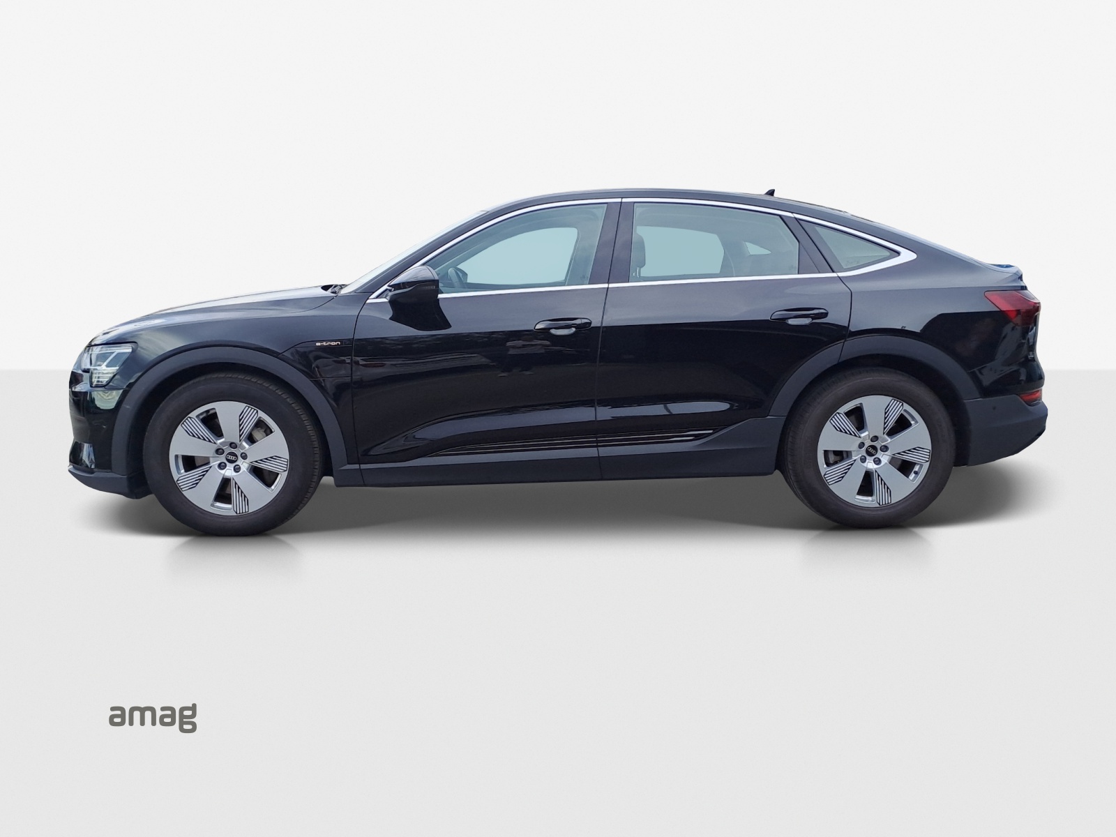 AUDI e-tron 55 Sportback quattro-image-1