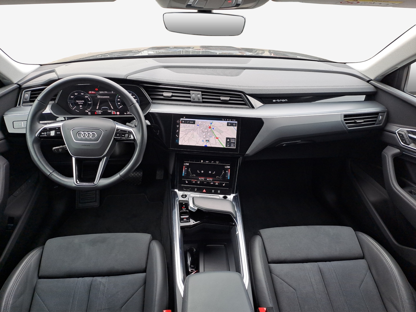 AUDI e-tron 55 Sportback quattro-image-7
