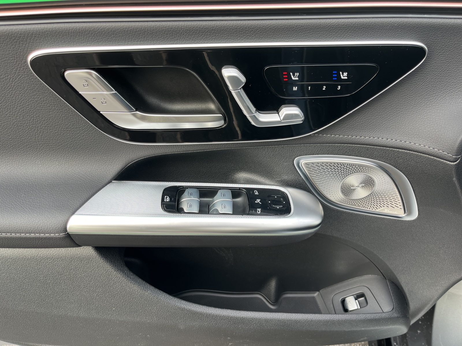 MERCEDES-BENZ EQE 350 4 Matic Exe. Ed.-image-11
