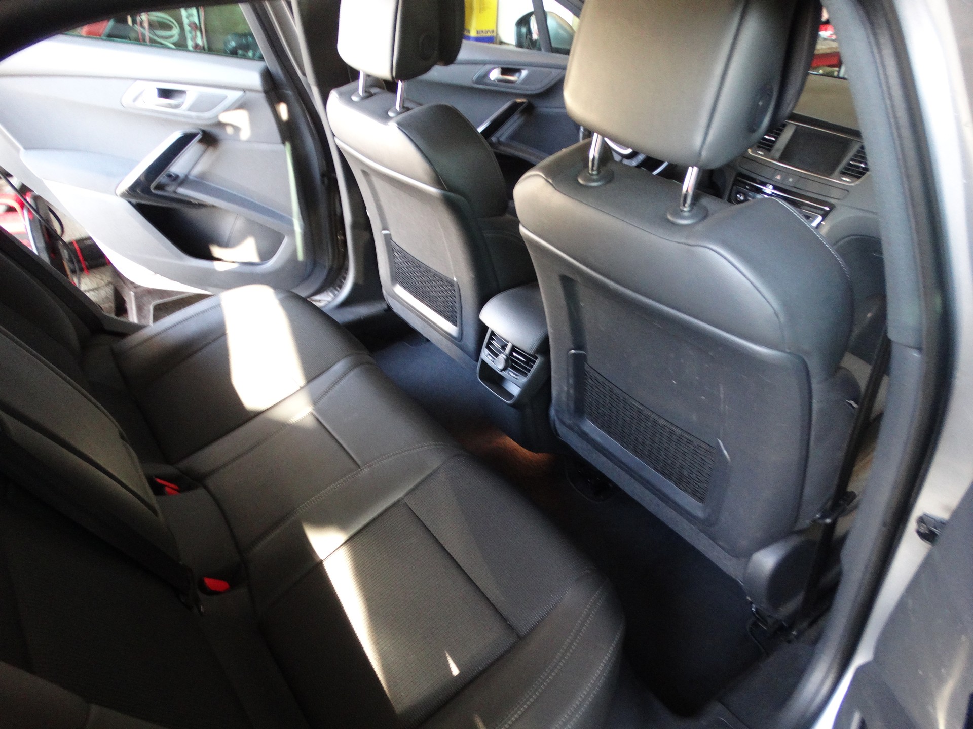 PEUGEOT 508 SW 2.0 BlueHDi Allure Automatic-image-10