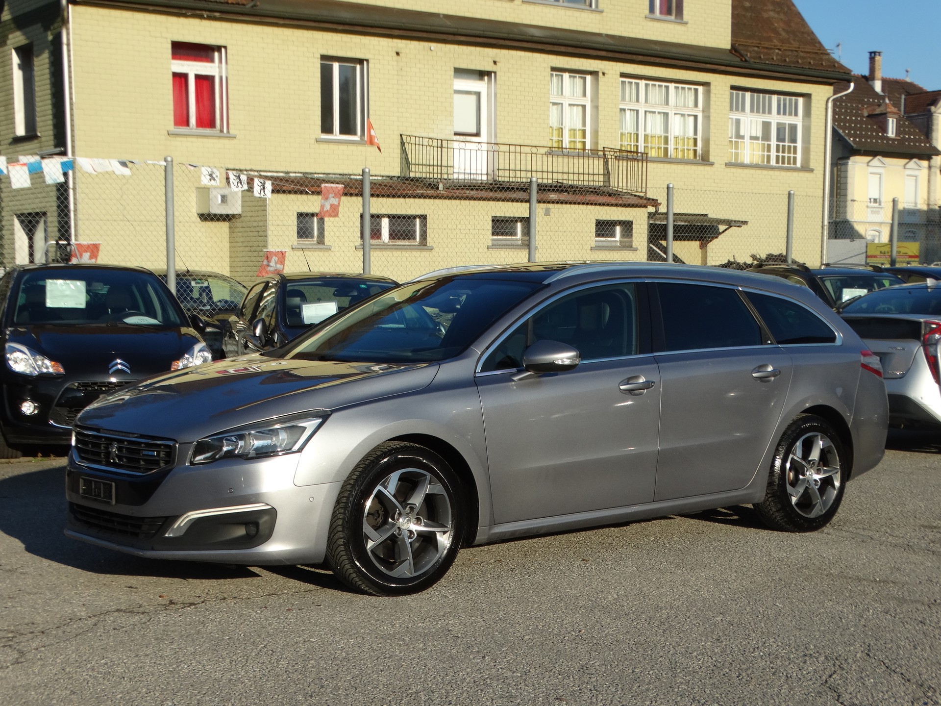 PEUGEOT 508 SW 2.0 BlueHDi Allure Automatic-image-4