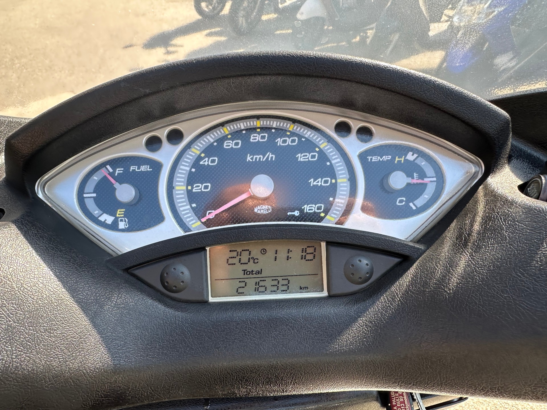 YAMAHA X-Max YP 250 R Black Max-image-5