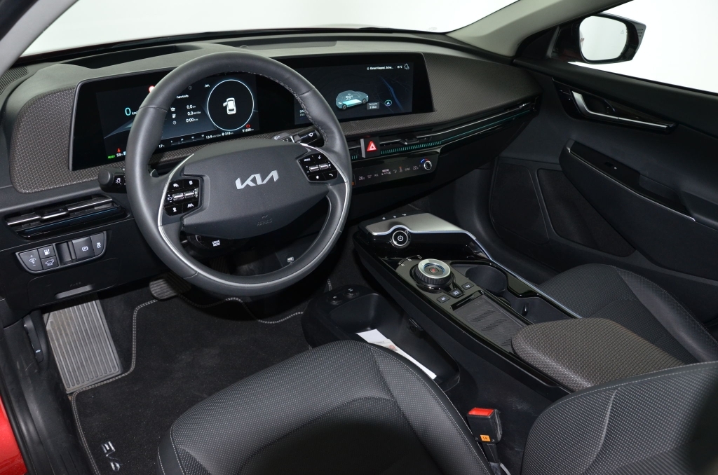 KIA EV6 77.4 kWh RWD-image-10