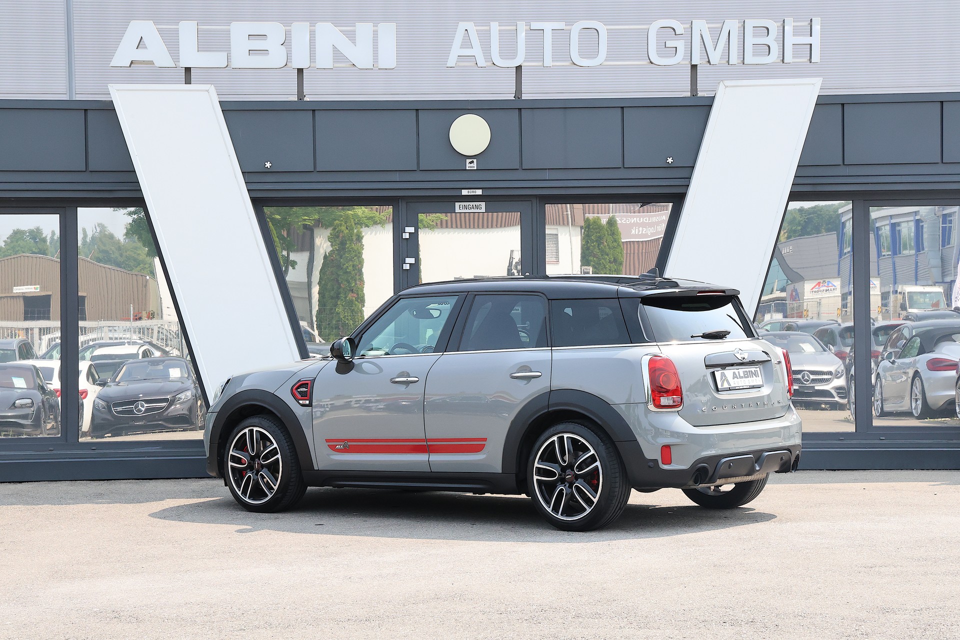 MINI Countryman John Cooper Works ALL4-image-3