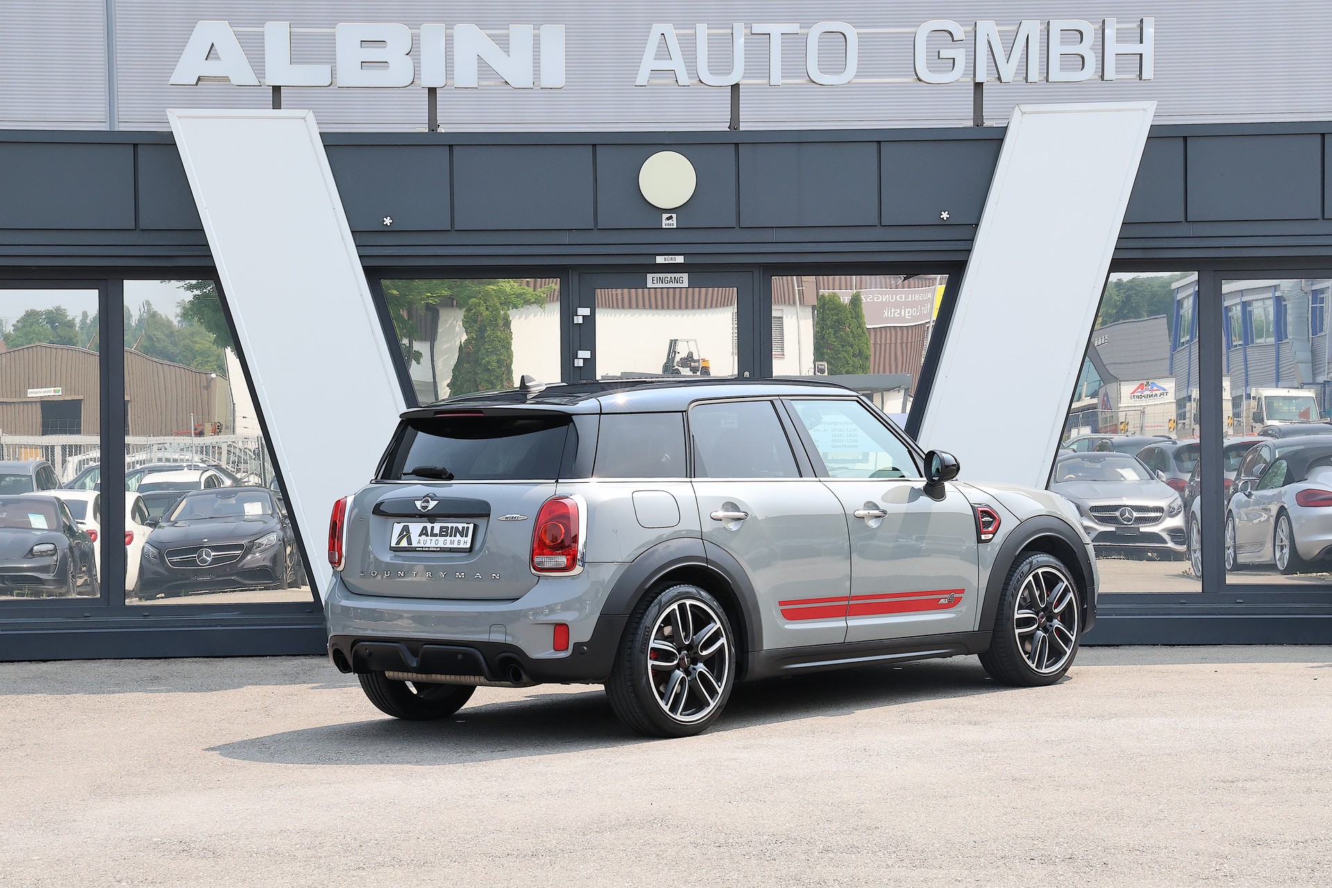 MINI Countryman John Cooper Works ALL4-image-2