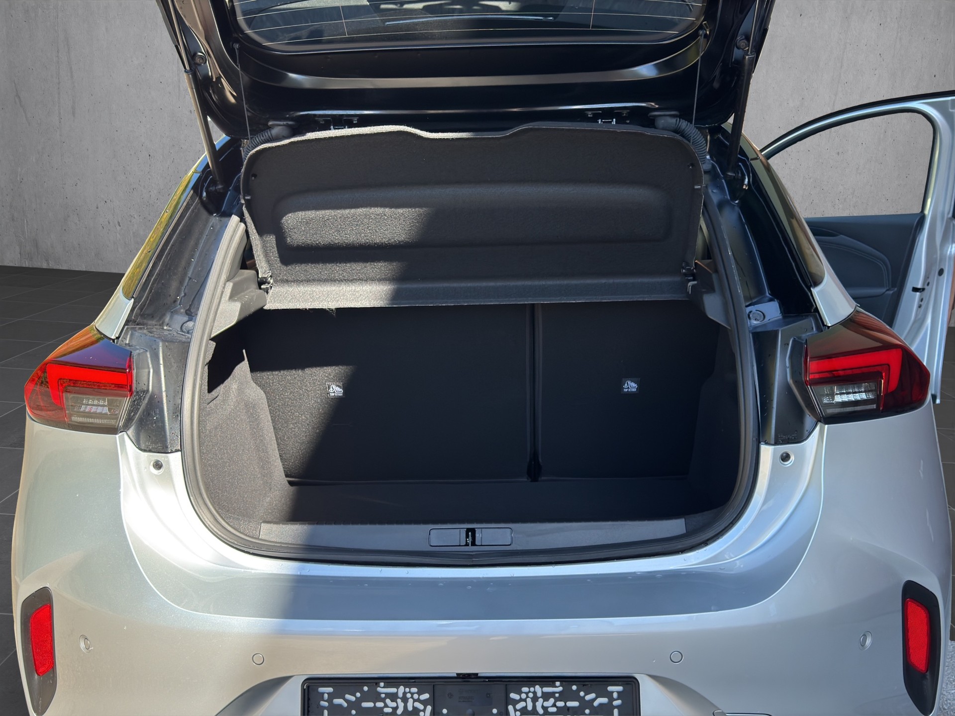 OPEL Corsa 1.2 MHEV GS-image-9