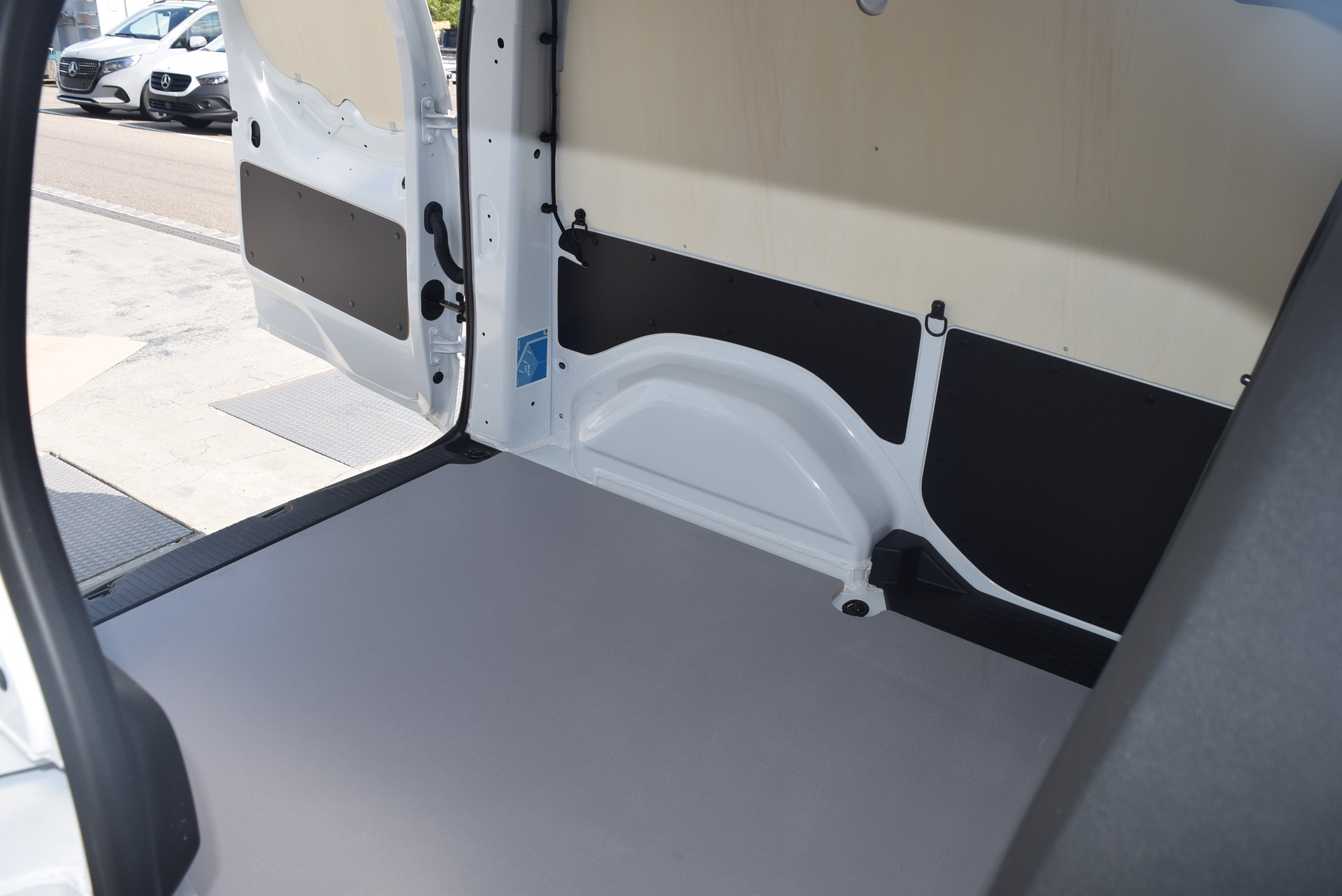 MERCEDES-BENZ Citan 110 CDI Pro-image-6