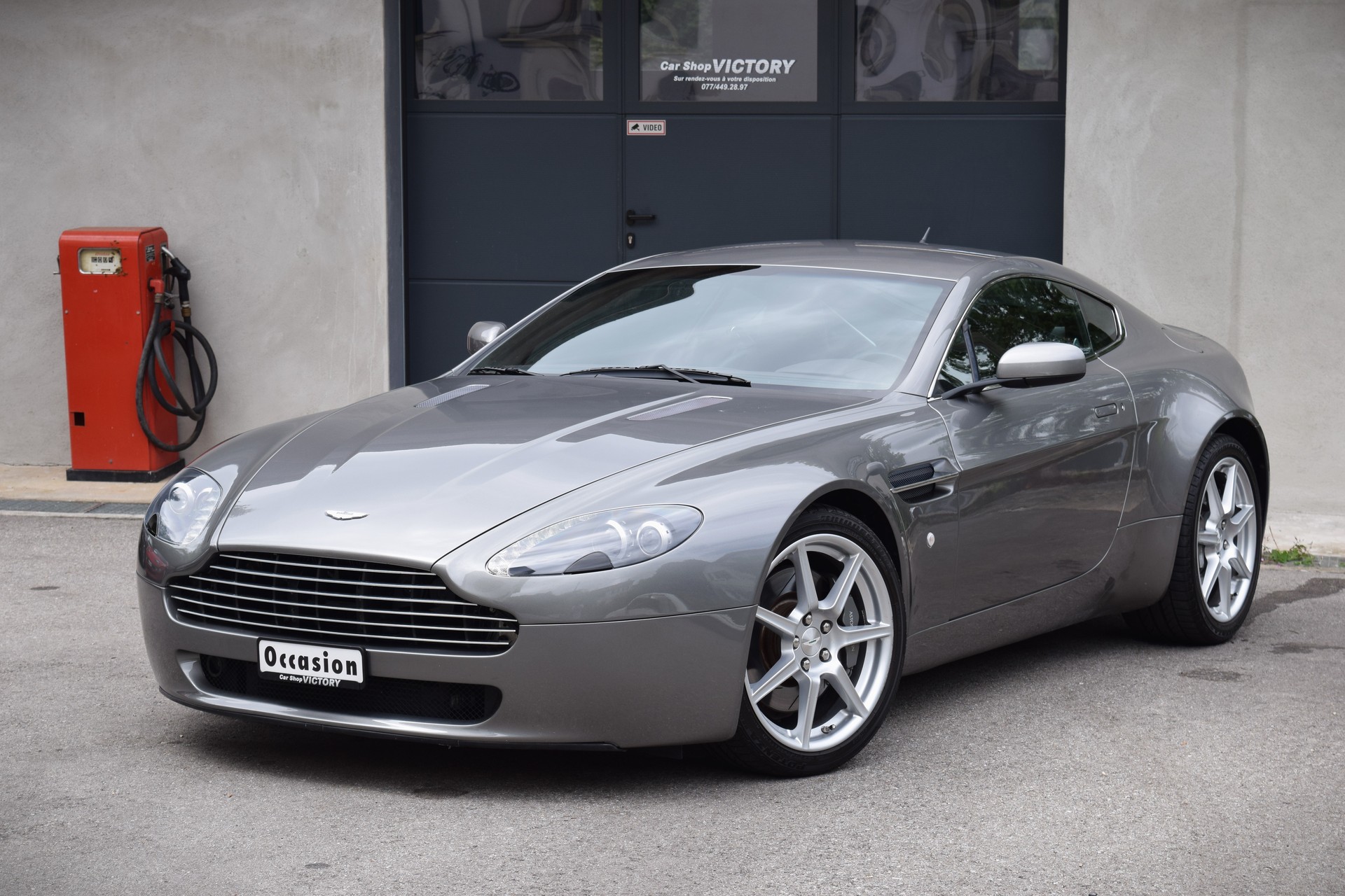 ASTON MARTIN V8 Vantage 4.3-image-0