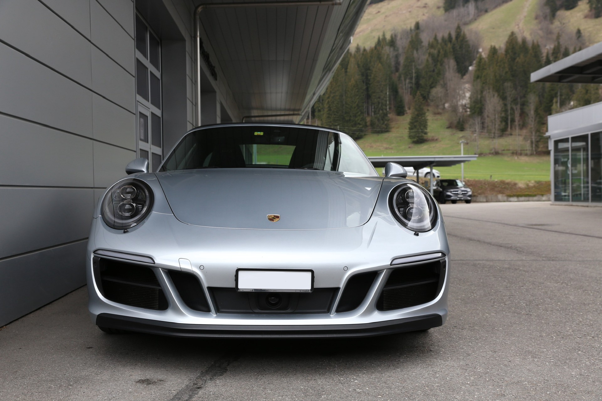 PORSCHE 911 Targa 4 GTS PDK-image-13