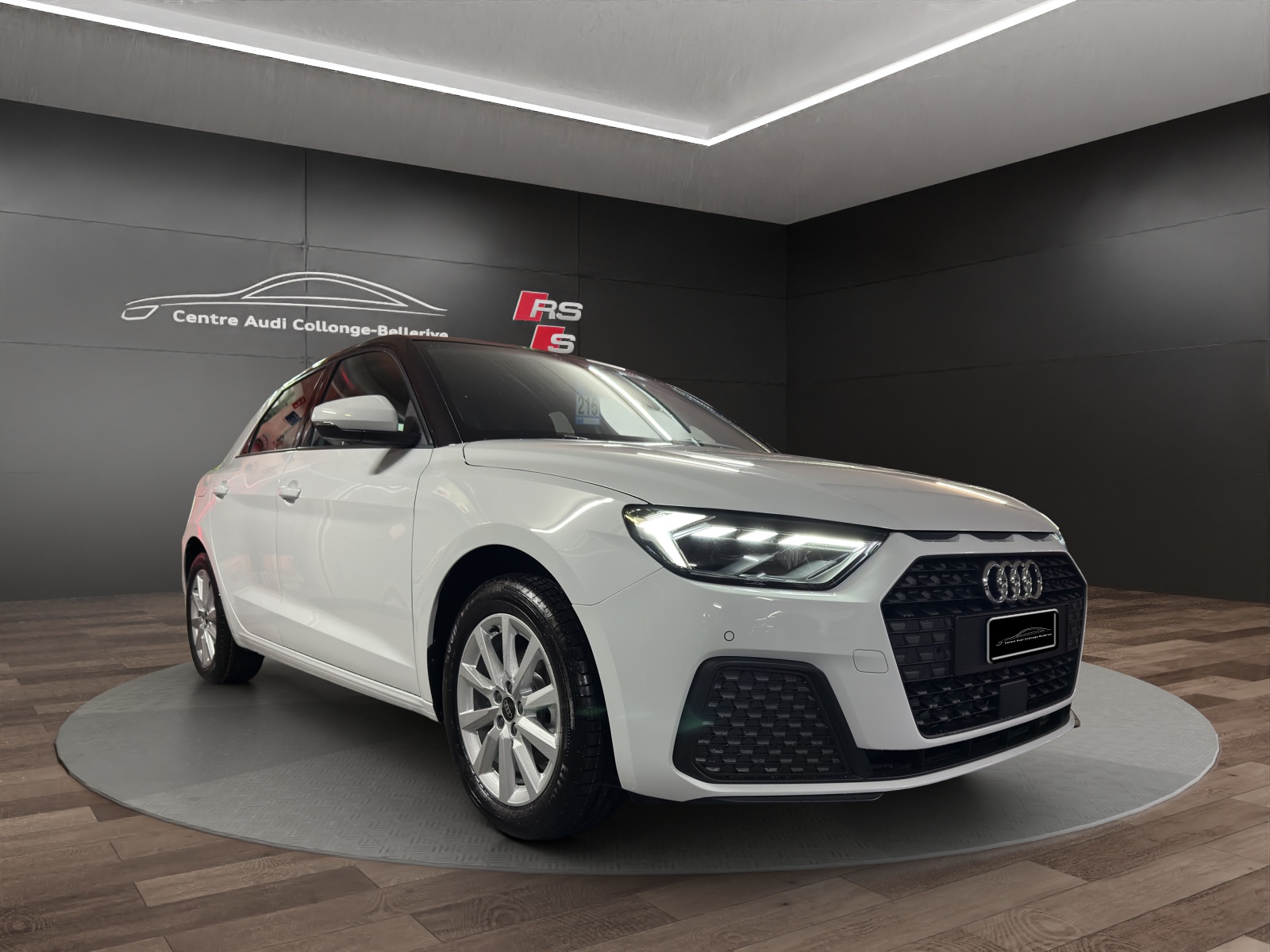 AUDI A1 Sportback 30 TFSI Attraction S-tronic-image-5