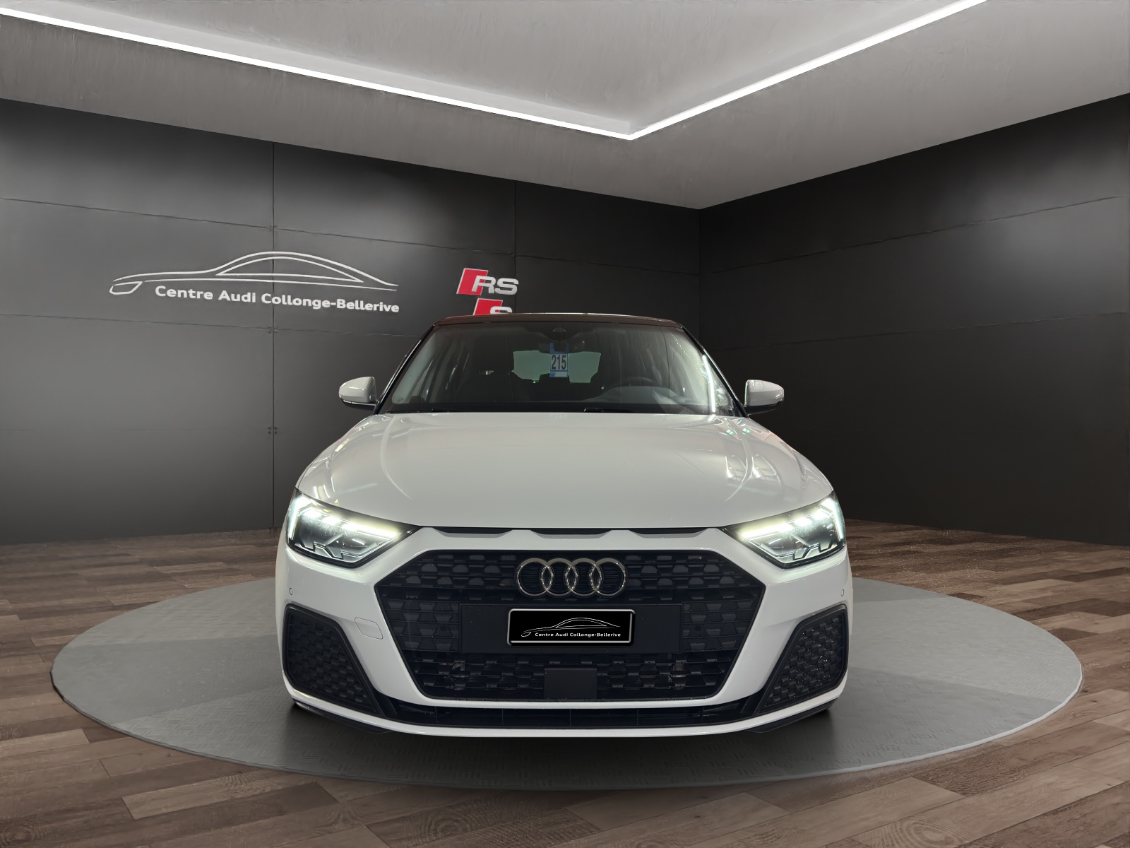 AUDI A1 Sportback 30 TFSI Attraction S-tronic-image-1
