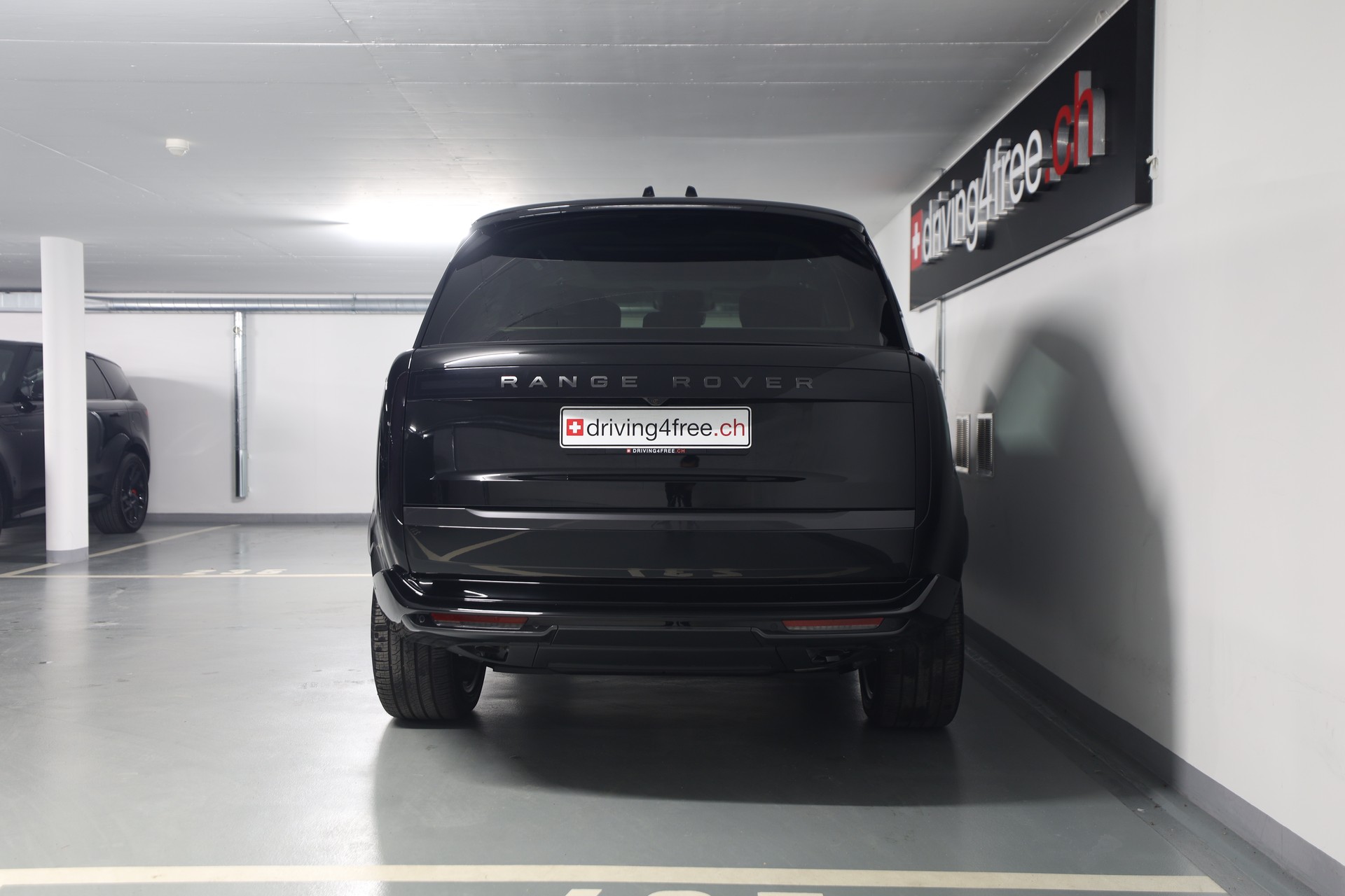 LAND ROVER Range Rover P550e Si6 PHEV Autobiography Automatic-image-4