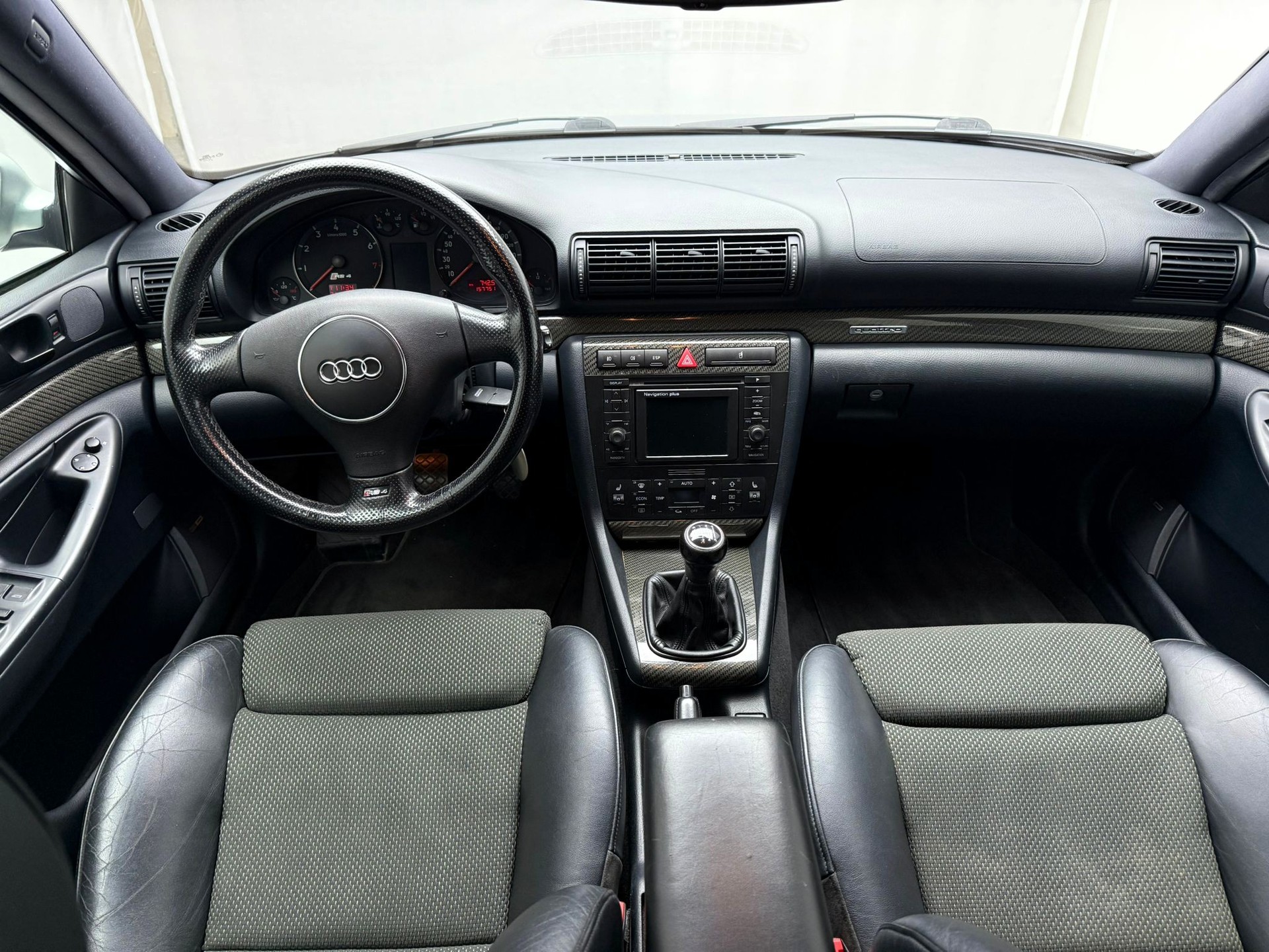AUDI RS4 Avant quattro-image-17
