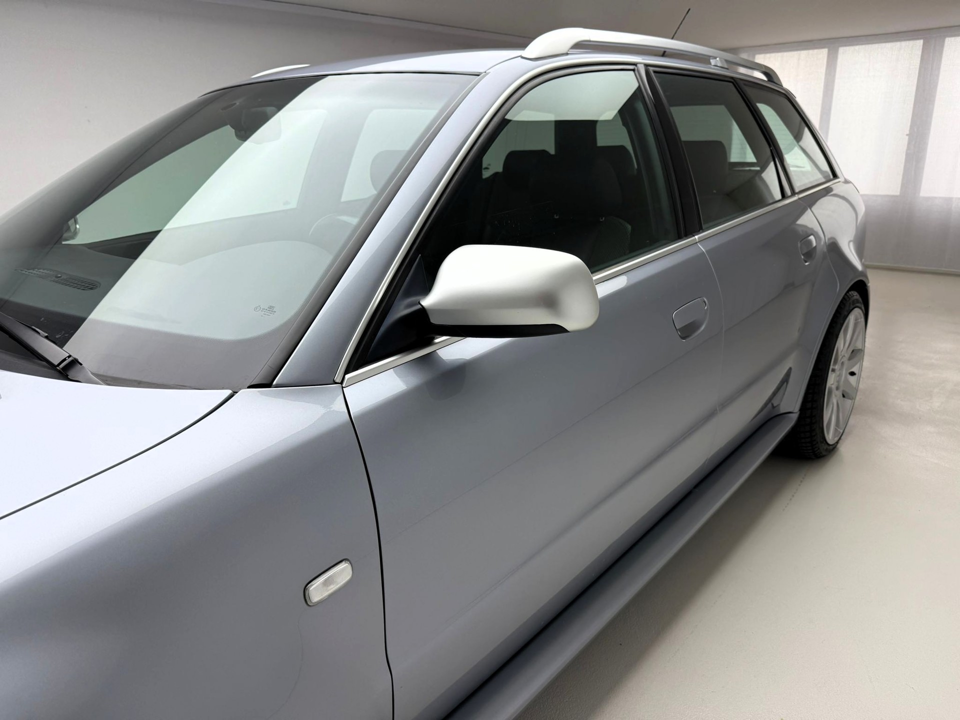 AUDI RS4 Avant quattro-image-10