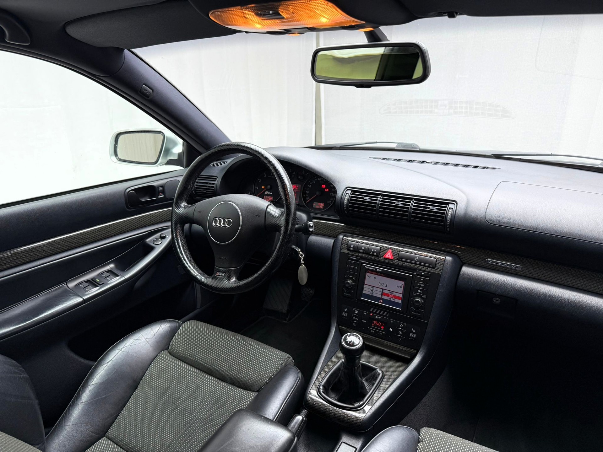 AUDI RS4 Avant quattro-image-14
