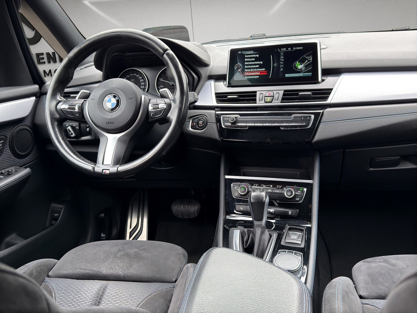 BMW 218d xDrive Gran Tourer M Sport 7-Plätzer-image-14