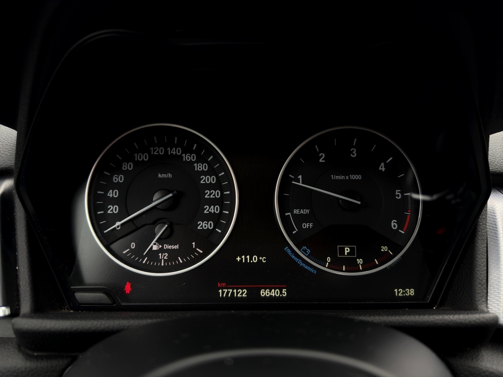 BMW 218d xDrive Gran Tourer M Sport 7-Plätzer-image-16