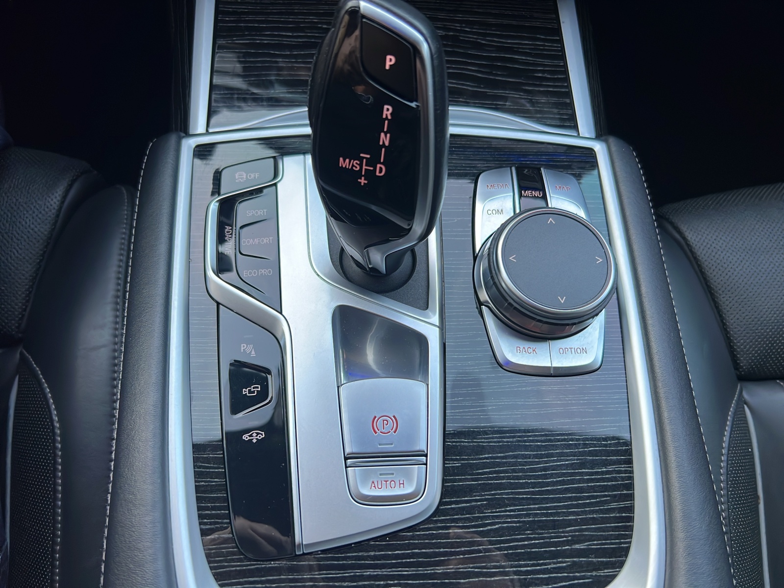 BMW 730d xDrive Steptronic-image-26