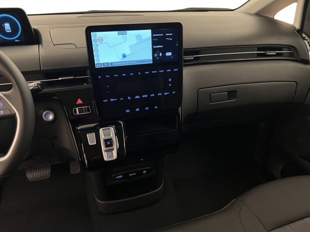 HYUNDAI Staria Wagon 1.6 GDi HEV Amplia-image-8