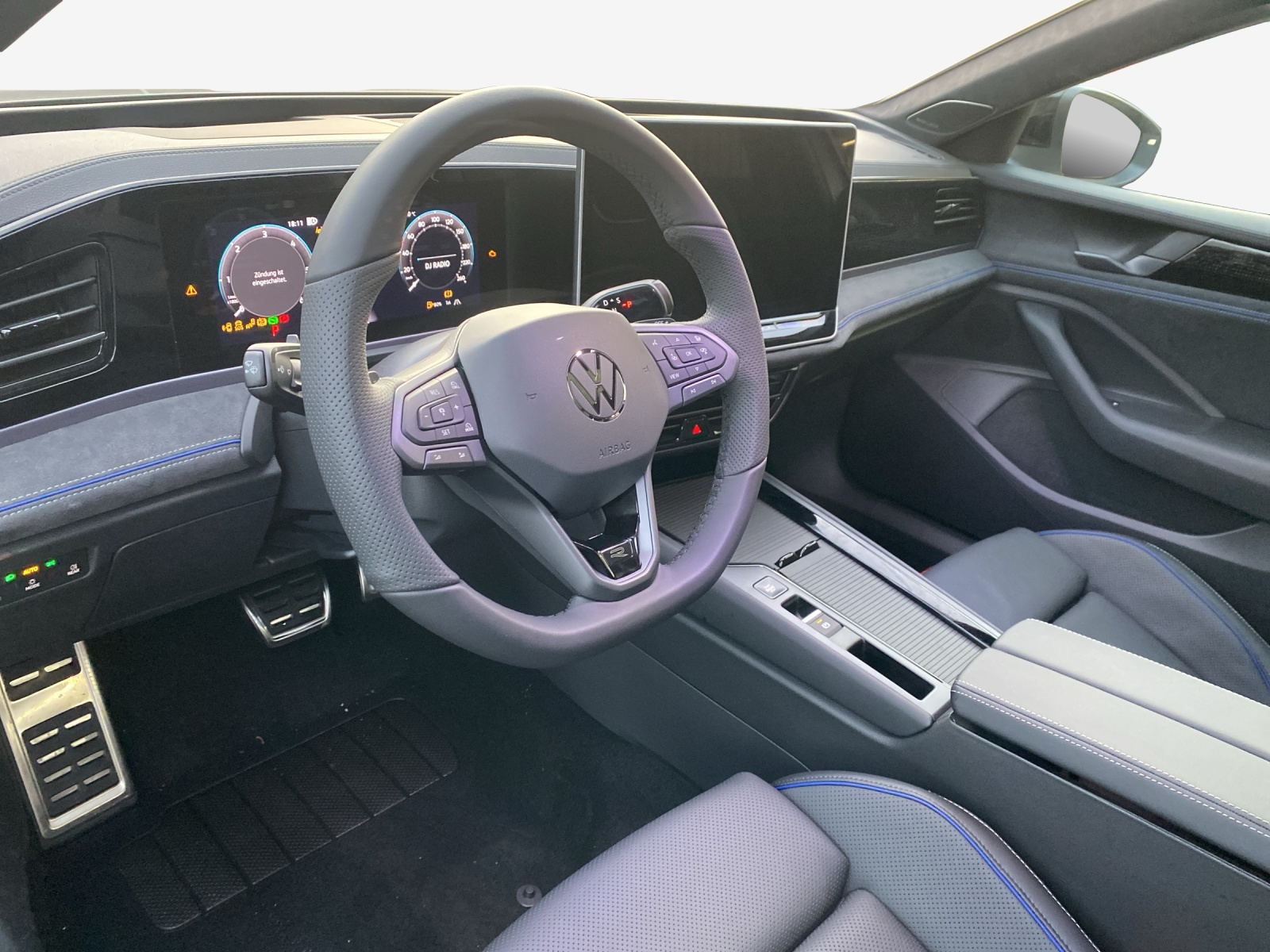 VW Passat Variant 2.0 TDI evo R-Line 4 Motion DSG-image-14