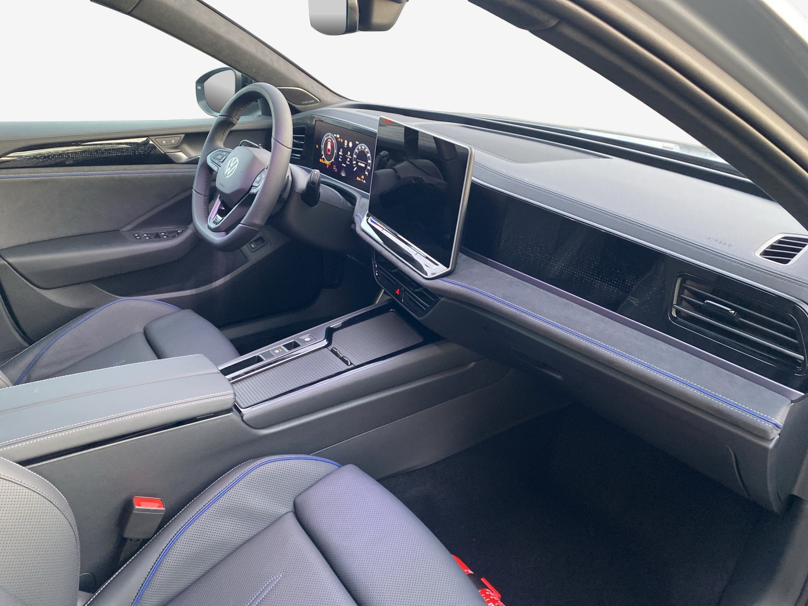 VW Passat Variant 2.0 TDI evo R-Line 4 Motion DSG-image-13